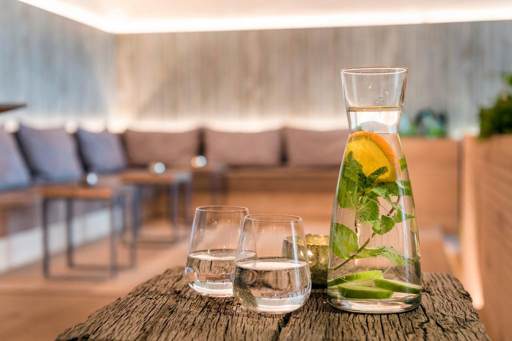 Genussdorf Gmachl - Hotel & Spa แบร์กไฮม์ ภายนอก รูปภาพ
