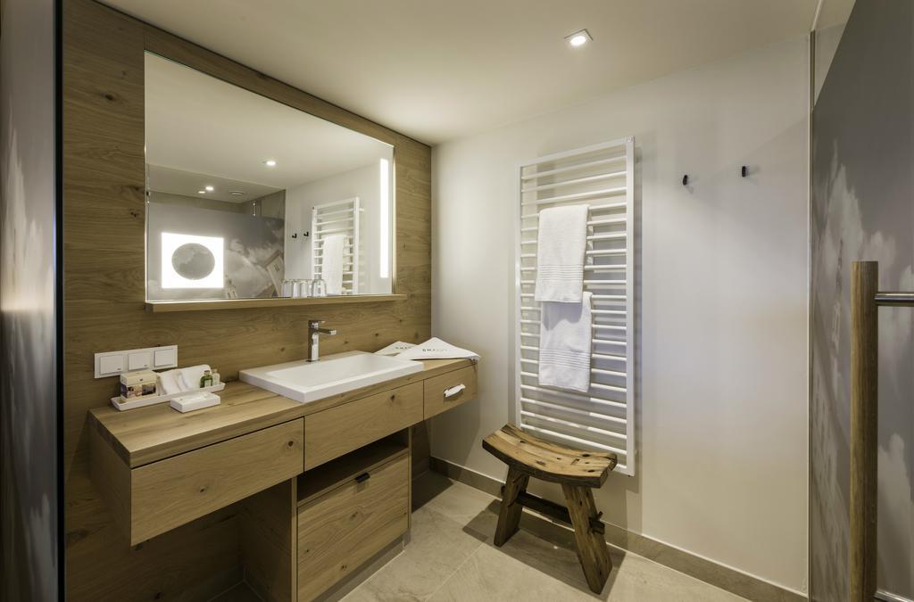 Genussdorf Gmachl - Hotel & Spa แบร์กไฮม์ ภายนอก รูปภาพ