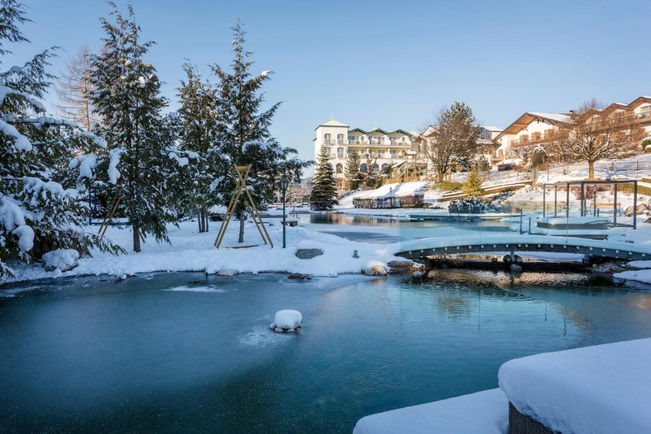 Genussdorf Gmachl - Hotel & Spa แบร์กไฮม์ ภายนอก รูปภาพ